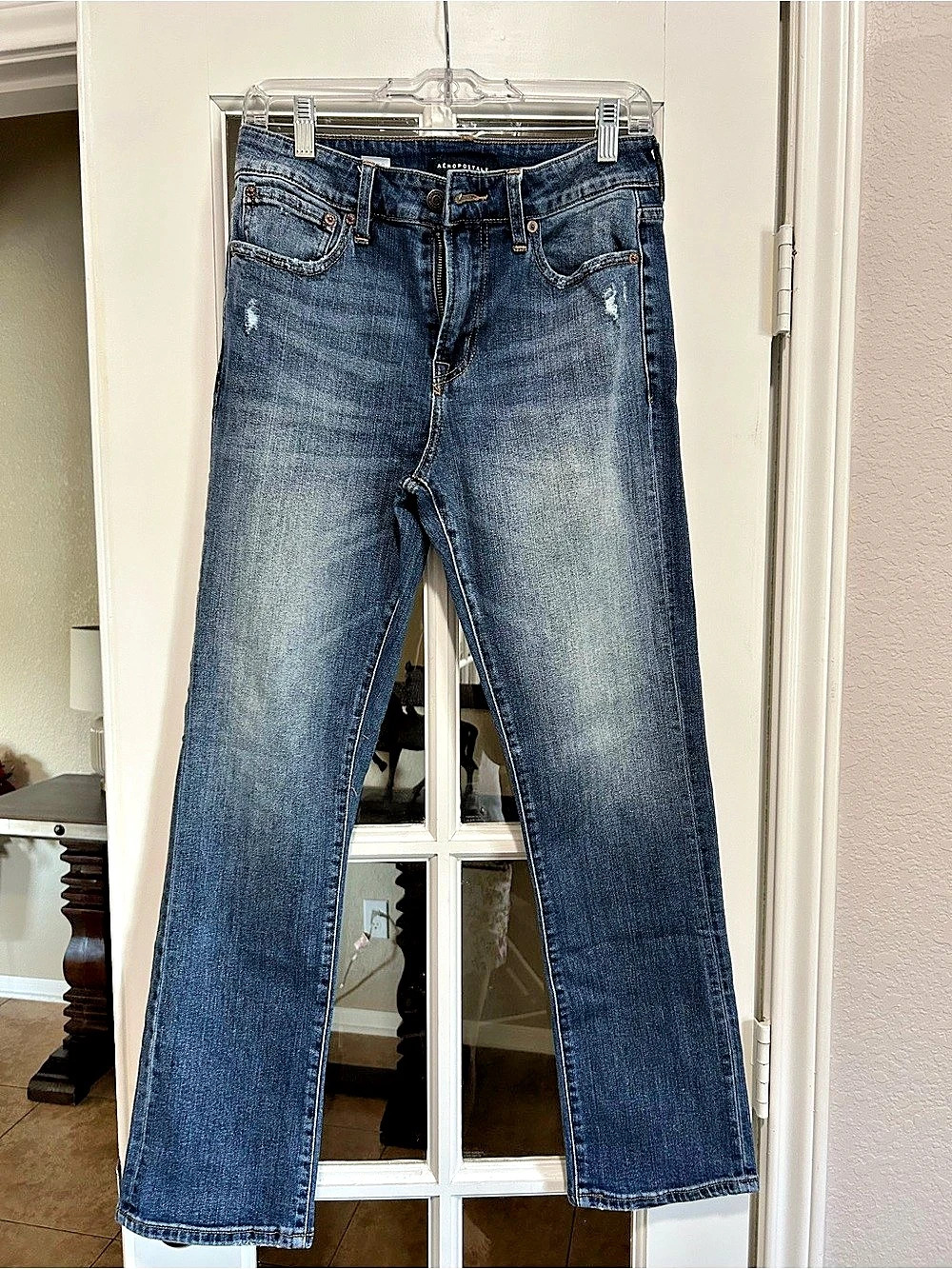 Aeropostale Athletic Straight Jeans in Blue Waist 28/30